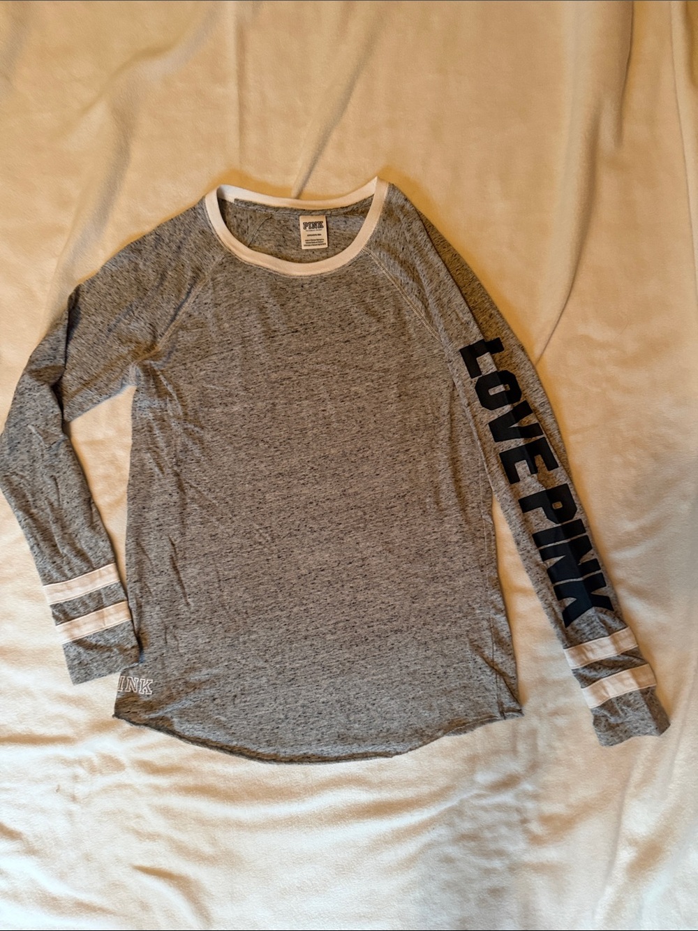 PINK Victoria's Secret Gray Long Sleeve 'LOVE PINK' Sleeve Tee
